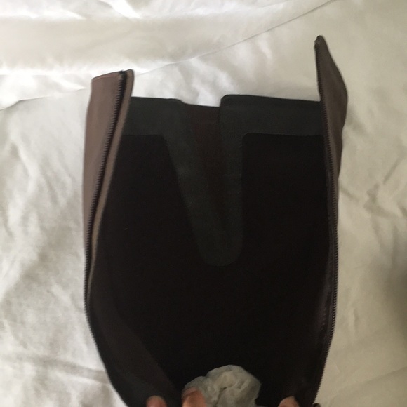 Women’s Vicky boots size 8 medium with wide calf - Picture 7 of 13